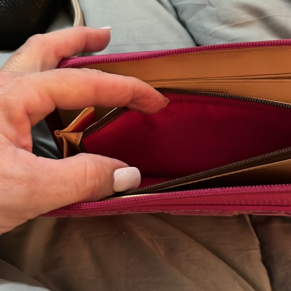 Coach Wallet - Picture 5 of 8